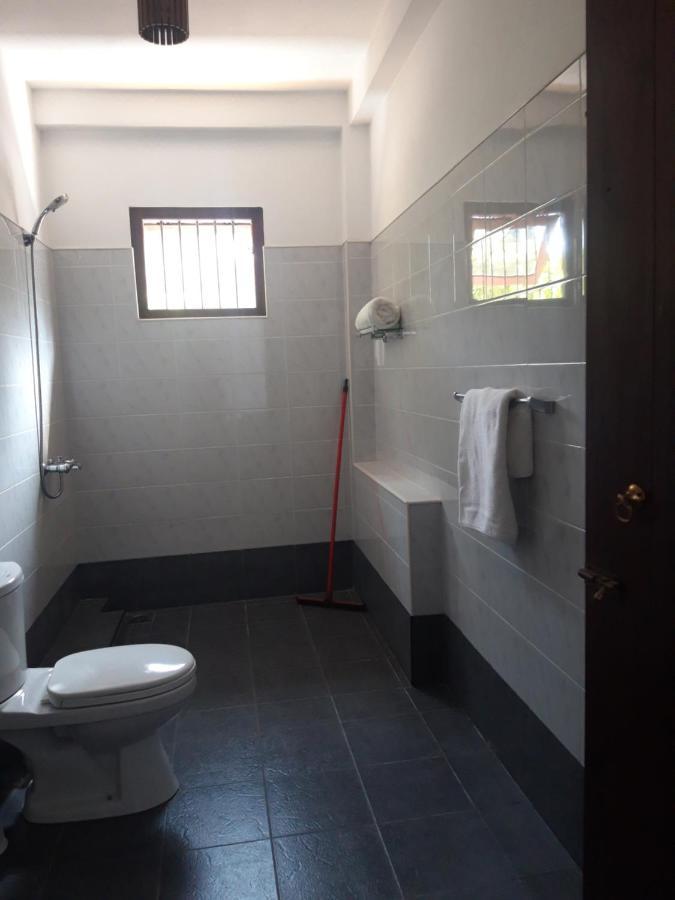 أونا واتونا Sunil Garden Guesthouse المظهر الخارجي الصورة