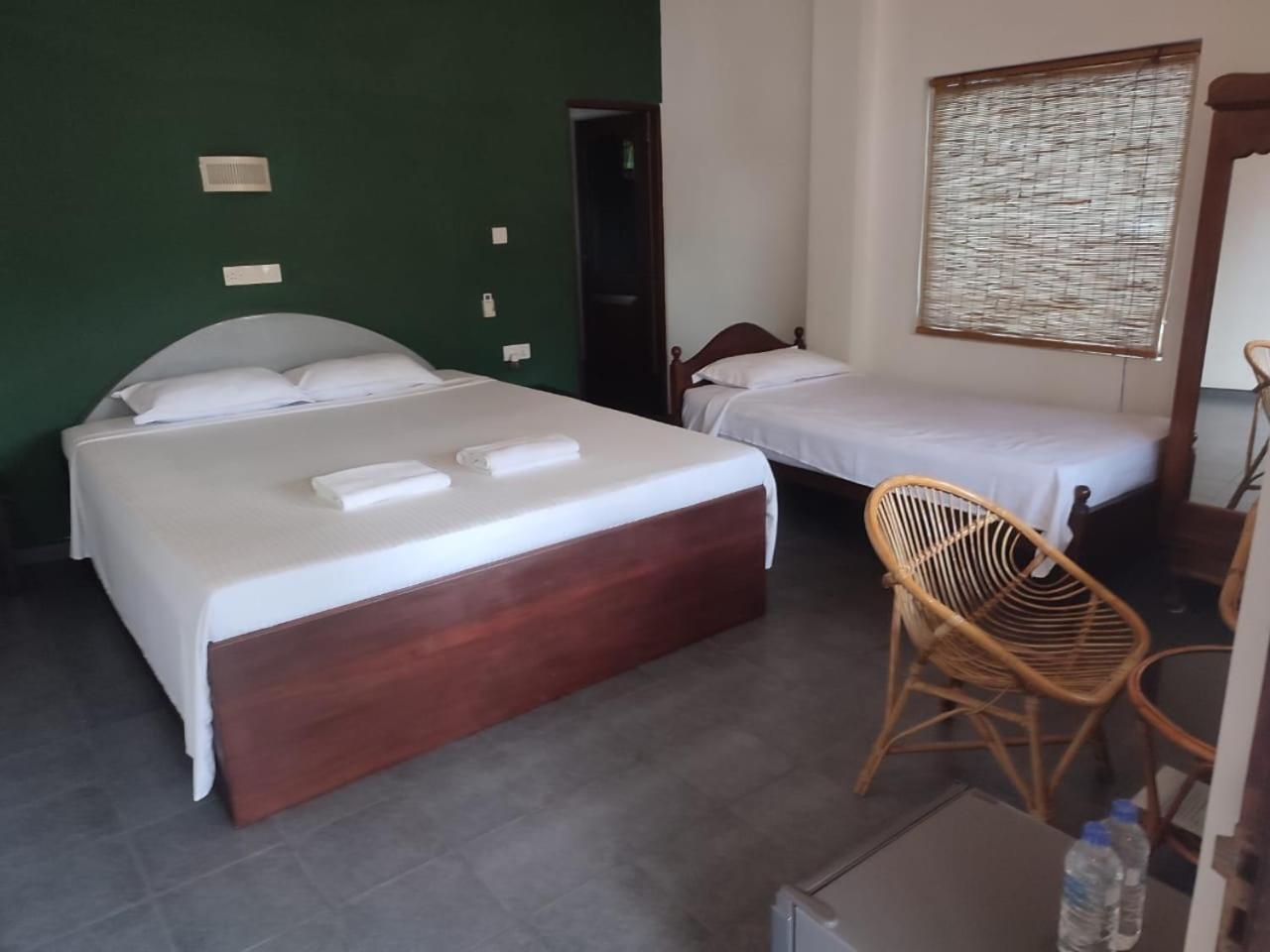 أونا واتونا Sunil Garden Guesthouse المظهر الخارجي الصورة